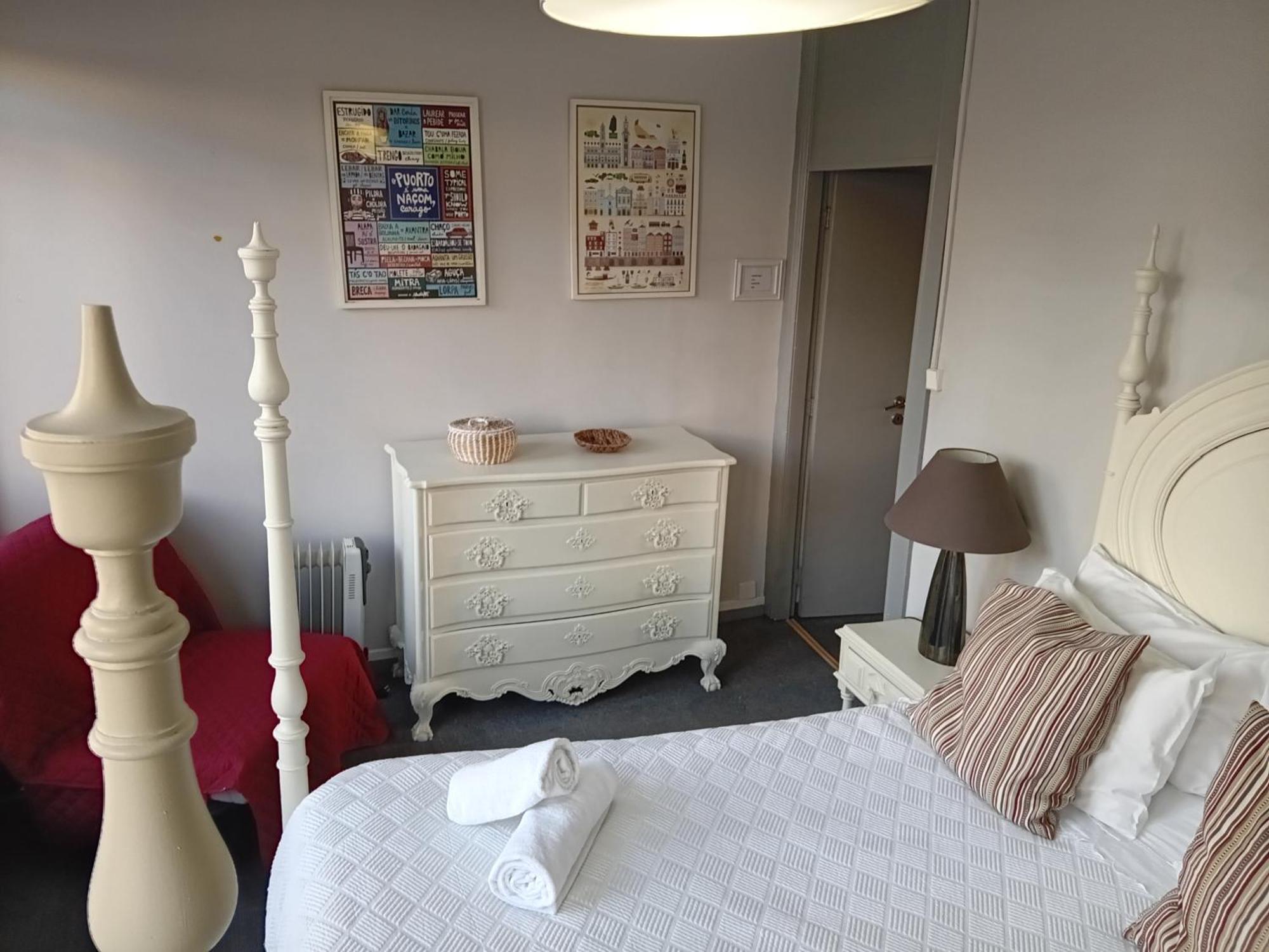 Guest House Antero De Quental - Porto — Photos 2